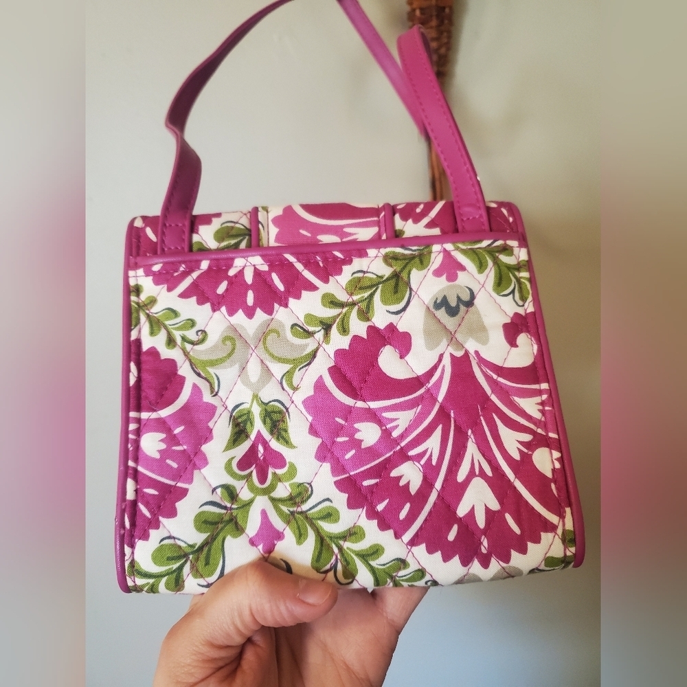 Vera Bradley Crossbody - Picture 2 of 8